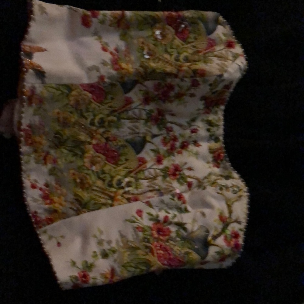 Strapless sequenced top